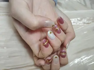 林 はなのネイルデザイン