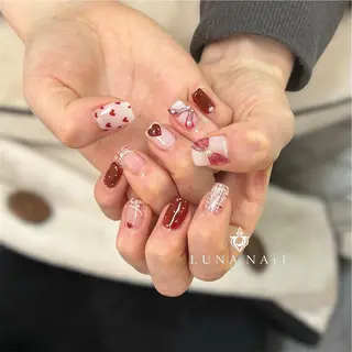 ネイル アトリエ　ミモザ所属・いまむら あかりのネイルデザイン