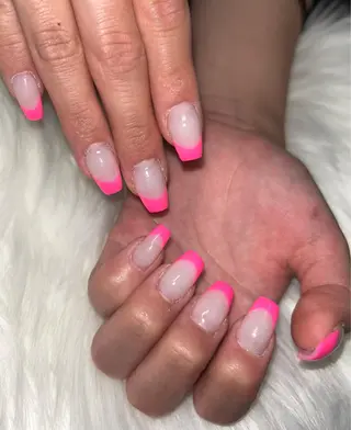 ショート ネイル MADIA 横浜所属・池上 優希のネイルデザイン