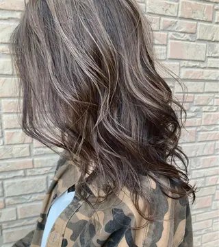 セミロング ボブ/レイヤー/ ショートcovo代表のヘアスタイル