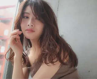 ミディアム カラー Rico OFFICIALのヘアスタイル