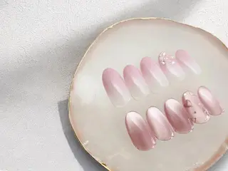 ネイル Lisse銀座 Akuのネイルデザイン