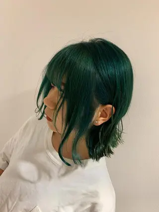 ショート カラー ハイトーン/ウルフ /小澤凌祐🦕のヘアスタイル