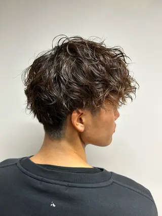 ショート パーマ メンズ 相澤 拳のヘアスタイル