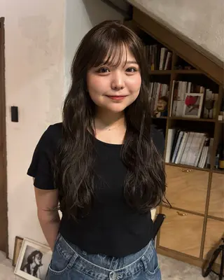 ロング amy.所属・amy.館澤 鮎奈のヘアスタイル