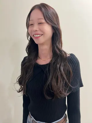 ロング カラー tomu/天神大名/ 透明感カラー🐧のヘアスタイル