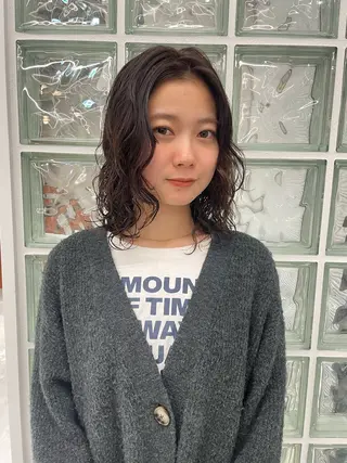 ミディアム カラー パーマ 原 菜帆のヘアスタイル