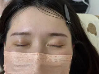 アイブロウ ERINA ♥のネイルデザイン