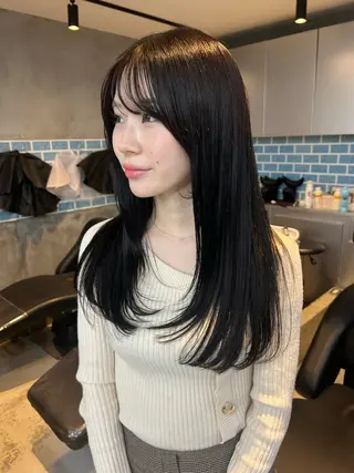 セミロング カラー パーマ VIE表参道所属・艶感カラー/縮毛 矯正/りょお🫧のヘアスタイル