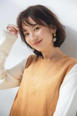 ミディアム 🎨インナーカラー が得意👍新垣⚜️のヘアスタイル