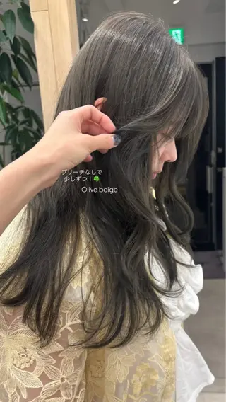 カラー miyu / 透明感カラーのヘアスタイル