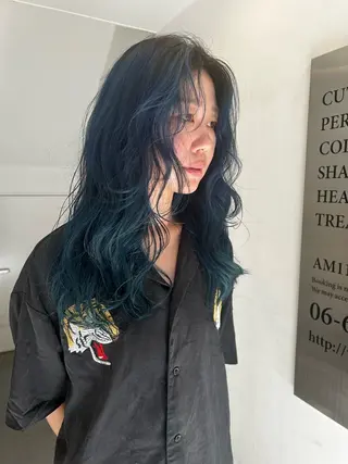 ロング カラー hen所属・心斎橋/レイヤー/ ブリーチ/モエのヘアスタイル