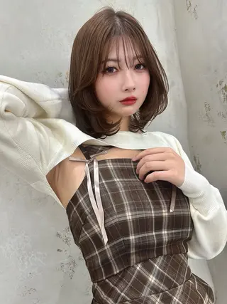ミディアム 顔周り\透明感カラ ー\まりんのヘアスタイル