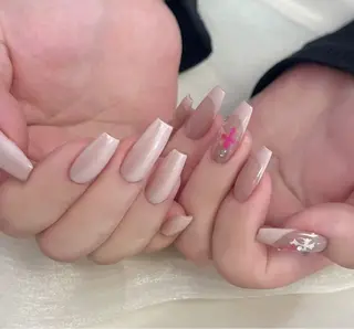 ネイル 相沢 さやかのネイルデザイン