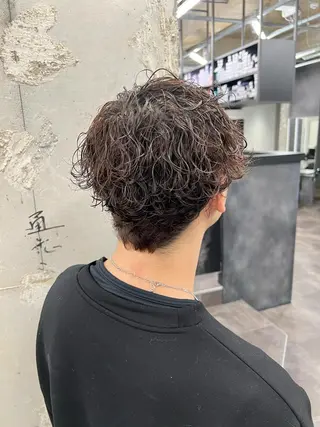 パーマ メンズ je suis heureuse所属・ハイライトカラー 🌀ゆい❣️のヘアスタイル