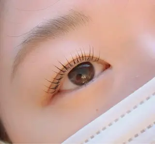 マツエク・マツパ eyelash/eyebrow　salon Fika所属・水軒 朋美のマツエク・マツパデザイン