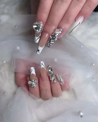 ネイル ToliyDeliy akemiのネイルデザイン