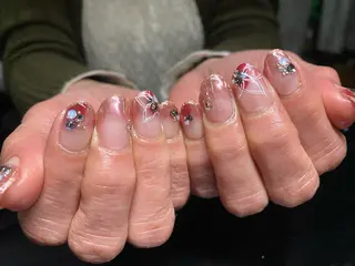 ネイル Lefreak (レフリーク).のネイルデザイン