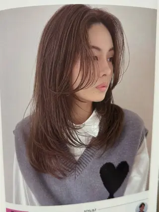 ロング 酒井 菜花のヘアスタイル