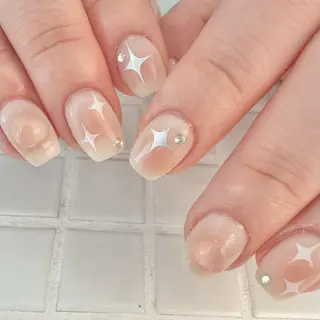 ネイル yuka🩶 渋谷.表参道Nailのネイルデザイン