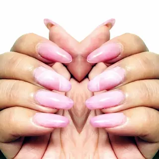 ネイル 名倉 なな子のネイルデザイン