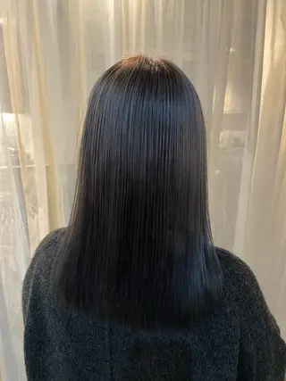 セミロング replay所属・藤原 百花のヘアスタイル