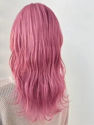 ロング カラー ANNA /艶髪/ハイトーンのヘアスタイル