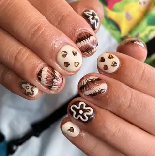 ネイル MeliMellow所属・MeliMellow mayaのネイルデザイン