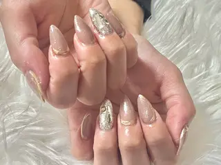 ネイル hohomi .のネイルデザイン