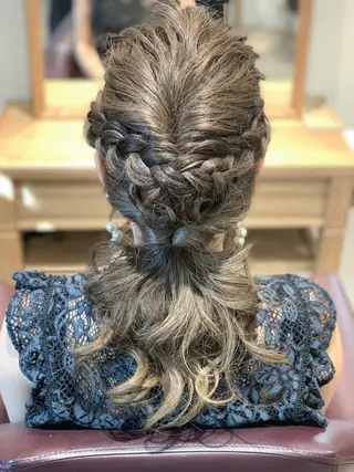 ヘアアレンジ レイヤー/ウルフ ハイトーンhiroのヘアスタイル