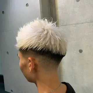 ショート カラー メンズ 及川シゲル 髪質改善講師のヘアスタイル