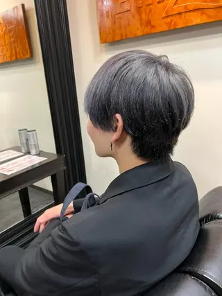 カラー メンズ 久保 美空のヘアスタイル