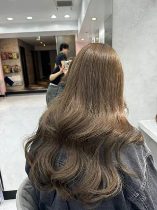 ロング カラー mari_ xenaのヘアスタイル