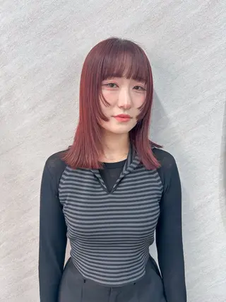 ミディアム カラー tone所属・tone/ AKANEのヘアスタイル