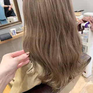 ロング 淡色ふんわりhair 新宿satomiのヘアスタイル