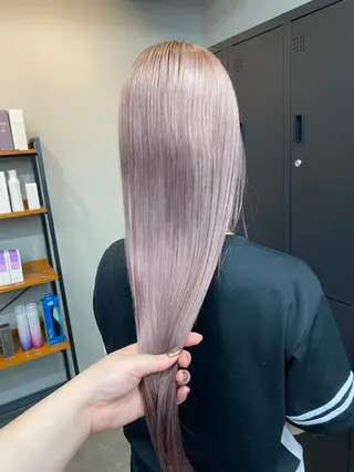 ロング maco 艶感ハイトーン🦋のヘアスタイル