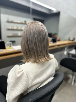 ショート N/デザインカラー 🌿ナギのヘアスタイル