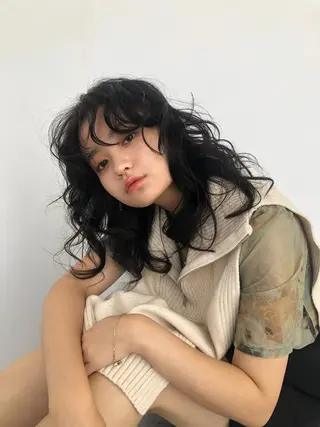 セミロング カラー パーマ mi yuのヘアスタイル