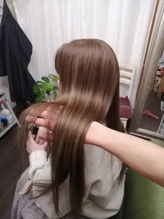 ロング カラー D/i所属・4店舗フリーランスⅠ Y/no〈夜のスパ〉のヘアスタイル