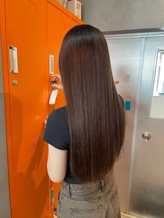 ロング JOULE'S(ジュール)所属・JOULE'S komariのヘアスタイル