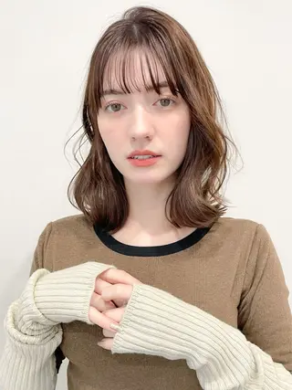 ミディアム カラー ミディアム/顔周り/ ベージュ🌼mayuのヘアスタイル