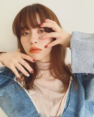 セミロング レイヤーカット ✨️奥田良太✨️のヘアスタイル