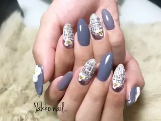 ネイル Yakko pas á pasのネイルデザイン