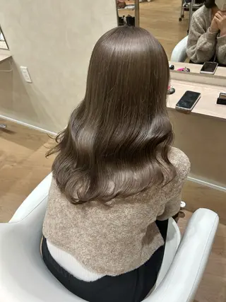 ロング カラー AVANCE.なかもず所属・砂野 真璃奈のヘアスタイル