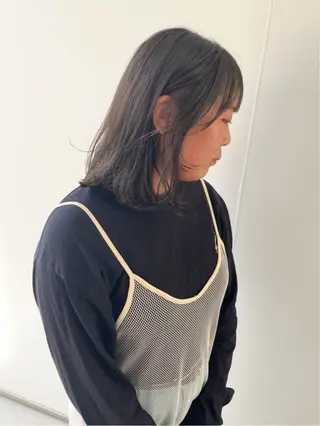 ミディアム 松本 茜のヘアスタイル