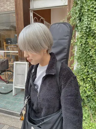 ショート カラー ヘアアレンジ WEG所属・韓国レイヤー/艶髪 WATSUKIのヘアスタイル