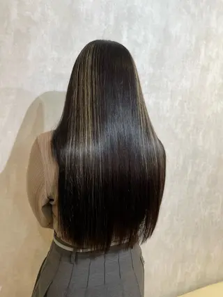 ロング 飯田 実歩(じっぽ)のヘアスタイル