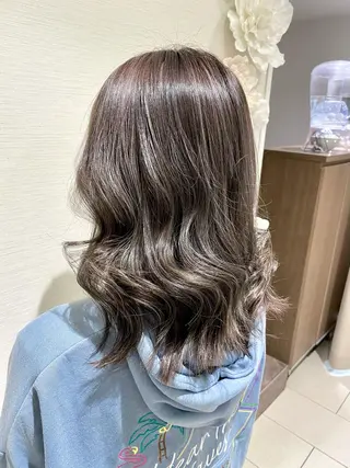 セミロング カラー 横山 直輝のヘアスタイル