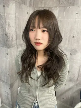 ロング カラー 錦 茉李のヘアスタイル