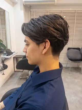 ミディアム ENA .のヘアスタイル